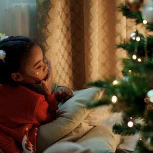 PREPARING FOR THE HOLIDAYS BEFORE, DURING AND AFTER WITH CLEVER STORAGE AND DECORATING TIPS.  EVEN A FEW NO CLUTTER GIFT IDEAS!